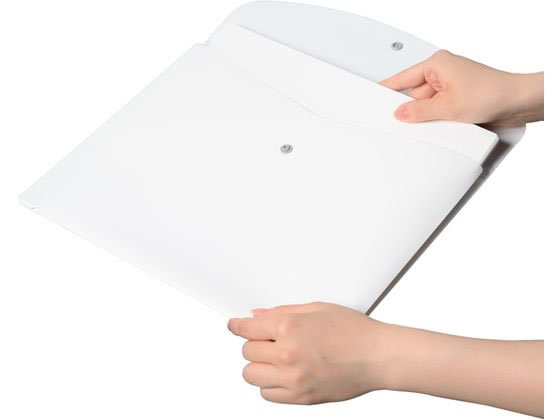 プラス ポケット付エンベロープ A4 マチ付ヨコ ホワイト 88573 FL-121CH 1枚(ご注文単位1枚)【直送品】