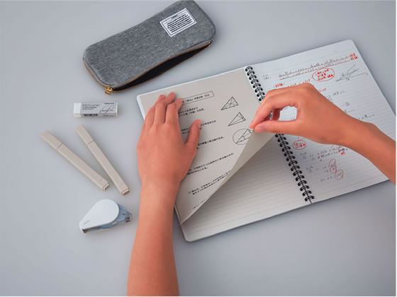 コクヨ グルー テープのり 本体 貼り直しできる Sサイズ 10個 1箱(ご注文単位1箱)【直送品】