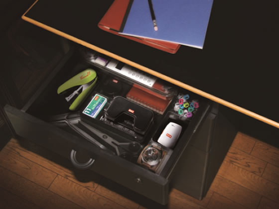 マックス 軽あけパンチ SCOOVA 15枚あけ ブラック DP-15T／K 1個（ご注文単位1個)【直送品】