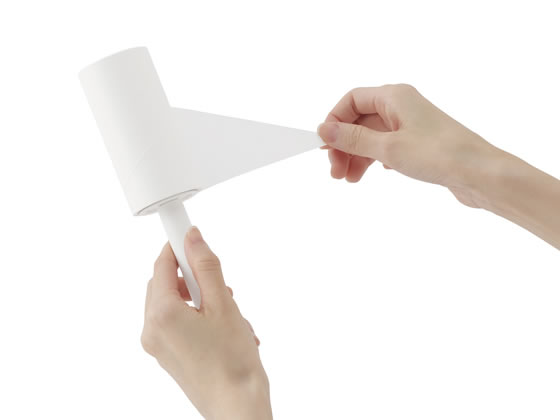 アイリスオーヤマ トルクル カーペットクリーナー ハンディ ななめ 本体 ホワイト 1個(ご注文単位1個)【直送品】