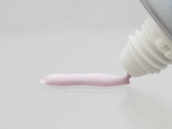 ロート製薬 スキンアクア トーンアップ UVエッセンス 1個(ご注文単位1個)【直送品】