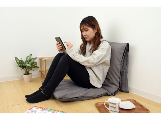 座布団がごろ寝クッションになる ざぶとん 収納袋 グレー 1個(ご注文単位1個)【直送品】