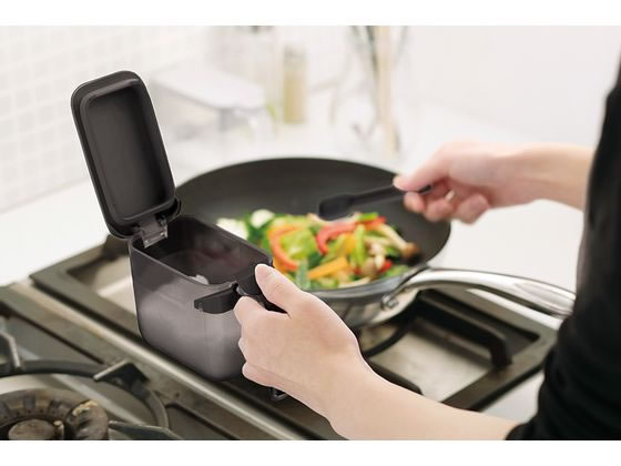 マーナ 調味料ポット ブラック K736BK 1個（ご注文単位1個）【直送品】