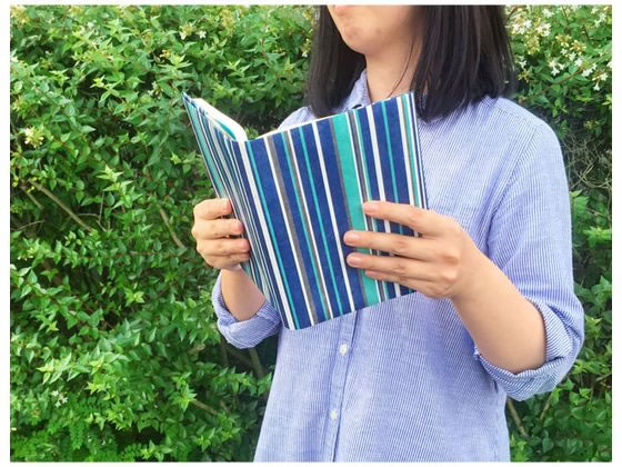 アーティミス フリーサイズブックカバー 天文図鑑 FFSBC864 1枚(ご注文単位1枚)【直送品】