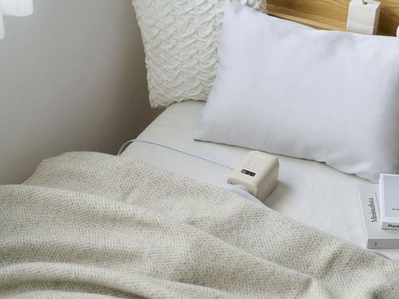 アイリスオーヤマ ふとん乾燥機 カラリエmini グレージュ JSK-S10-HC 1台(ご注文単位1台)【直送品】