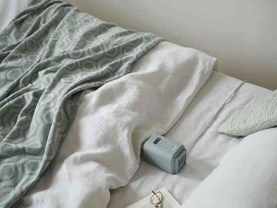 アイリスオーヤマ ふとん乾燥機 カラリエmini グリーン JSK-S10-G 1台(ご注文単位1台)【直送品】