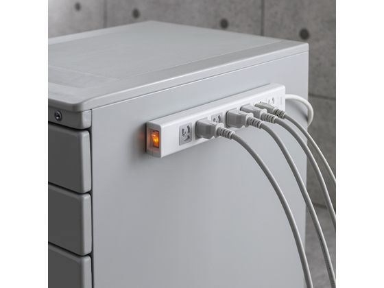 サンワサプライ 抜け止めシャッタータップ 3P7個口2m TAP-F37SH-2KS 1個(ご注文単位1個)【直送品】