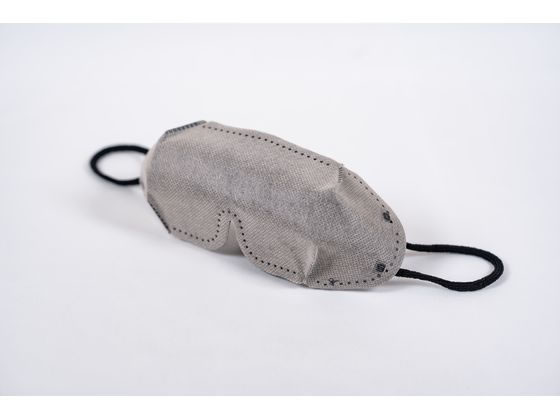 横井定 ひとみの休息 3Dアイマスク グレージュ 5枚 1袋(ご注文単位1袋)【直送品】