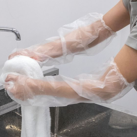 オオサキメディカル 介護用手袋ロング 粉なし 透明 フリーサイズ 30枚 1箱（ご注文単位1箱）【直送品】