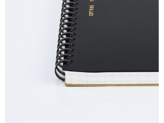 コクヨ ソフトリングビジネス 方眼罫 70枚 A4 黒 ス-SV427S5-D 1冊(ご注文単位1冊)【直送品】