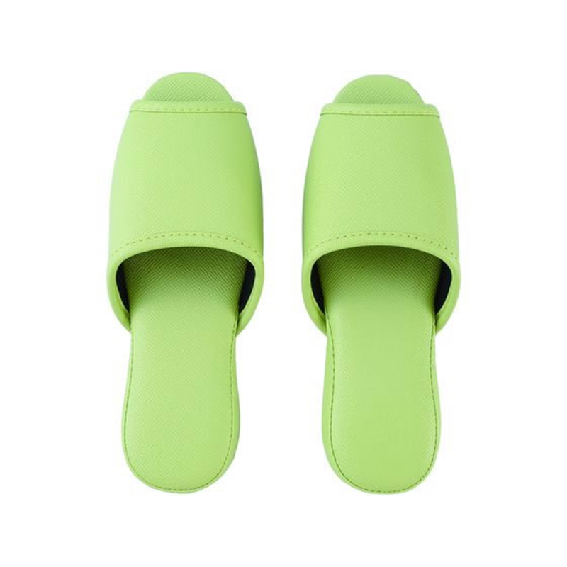 テンダイ 抗菌レザー調ビニールスリッパ 前あき M ソフトミドリ 574396 1足（ご注文単位1足）【直送品】