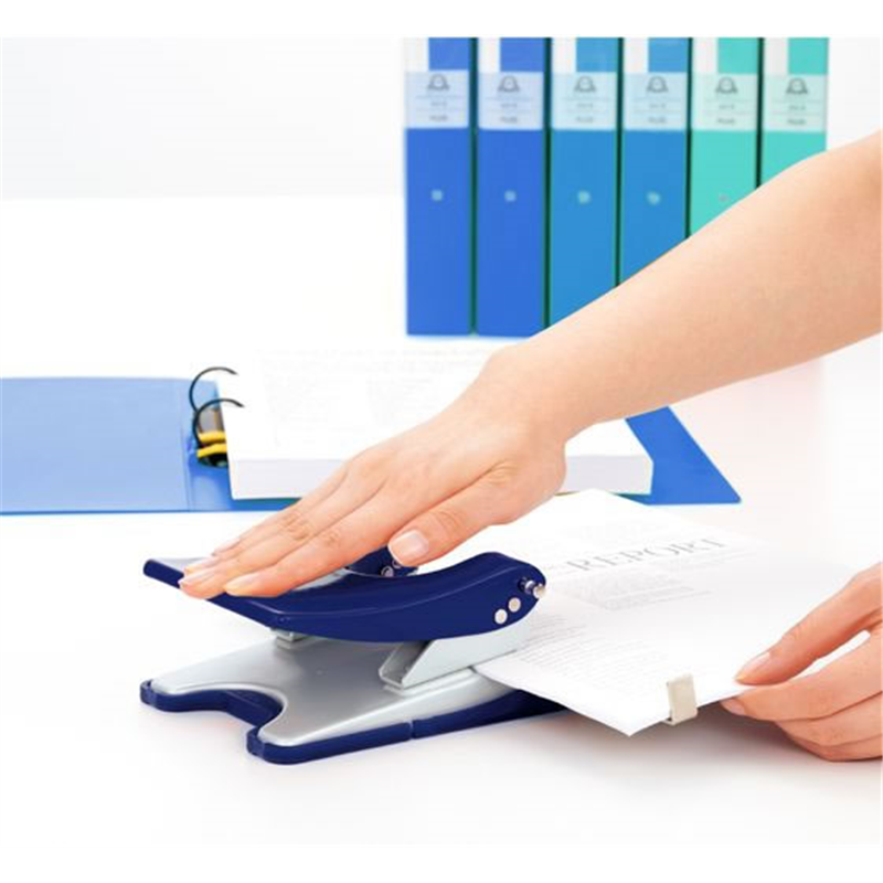 プラス 2穴パンチ フォース 1／2 M 紙箱 ブルー PU-830A／30-2 1個（ご注文単位1個）【直送品】