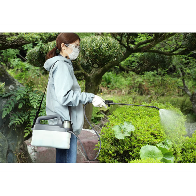 アイリスオーヤマ 充電式噴霧器 ホワイトグレー JF-4000 1個（ご注文単位1個）【直送品】