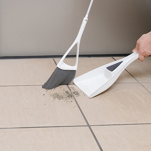 アズマ工業 sm@rt155 玄関ほうき&ちりとりスリム 1セット(ご注文単位1セット)【直送品】