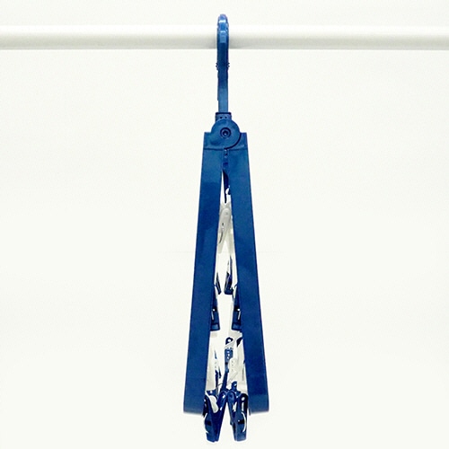 東和産業 LST サイドフック付角ハンガー ピンチ32個付 ブルー 1個(ご注文単位1個)【直送品】