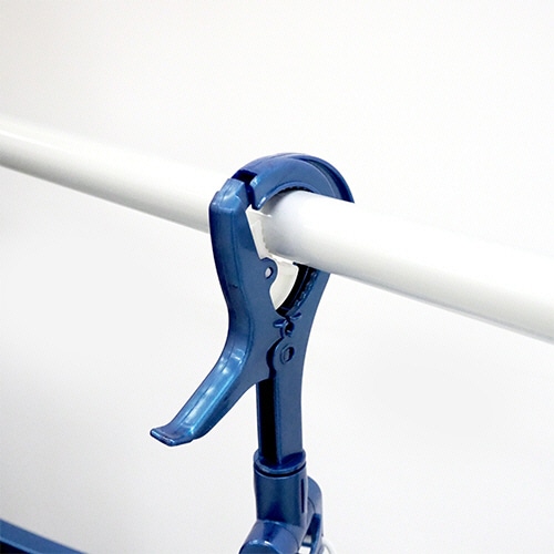 東和産業 LST サイドフック付角ハンガー ピンチ32個付 ブルー 1個(ご注文単位1個)【直送品】