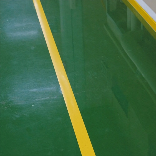 ダイヤテックス 耐久ラインテープ 50mm×50m 黄 TL-15-YE 1巻(ご注文単位1巻)【直送品】