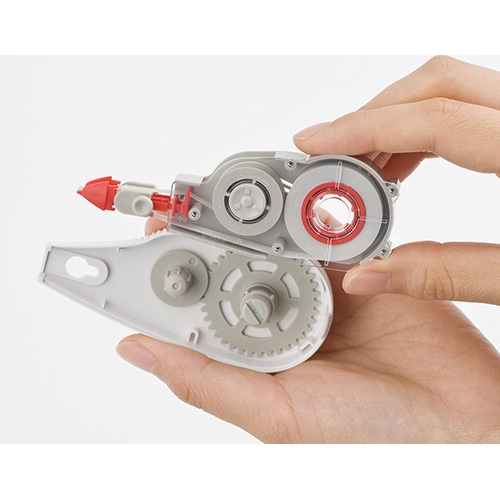 トンボ鉛筆 修正テープ モノCX4 本体 4.2mm幅×12m 緑 CT-CX4 1個(ご注文単位1個)【直送品】