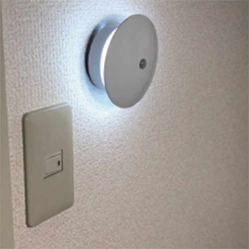 ナカバヤシ リーベックス マルチスタイル LEDミニセンサーライト やさしく光る丸タイプ SL101 1個（ご注文単位1個）【直送品】
