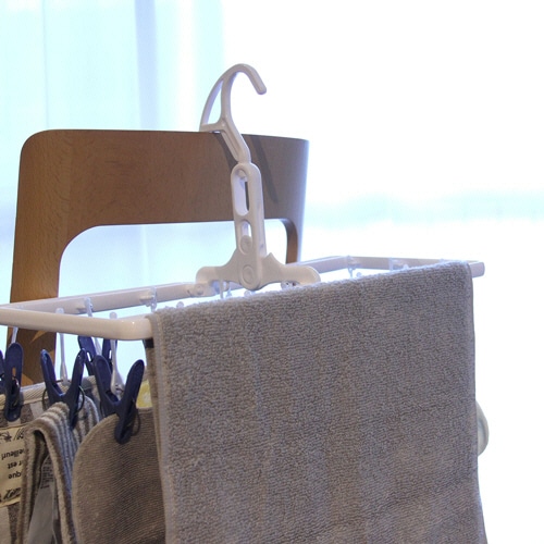 アイセン ミニ角ハンガー ピンチ16個付 LK402 1個(ご注文単位1個)【直送品】