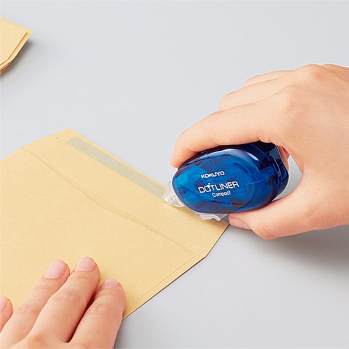 コクヨ テープのり ドットライナーコンパクト しっかり貼るタイプ 本体 青 8.4mm×11m タ-DM4500-08NB 1個(ご注文単位1個)【直送品】