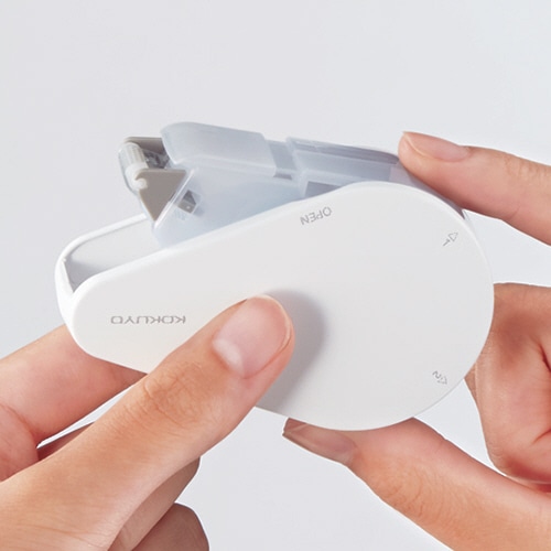 コクヨ　グルー　テープのり（貼ってはがせる・本体）　Sサイズ　7mm×8m　タ-GM411-07　1個（ご注文単位1個）【直送品】