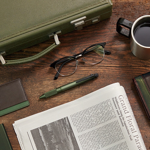 三菱鉛筆 多機能ペン ジェットストリーム 4&1 Metal Edition 0.5mm (軸色:ガンメタリック) MSXE5200A5.43 1本(ご注文単位1本)【直送品】