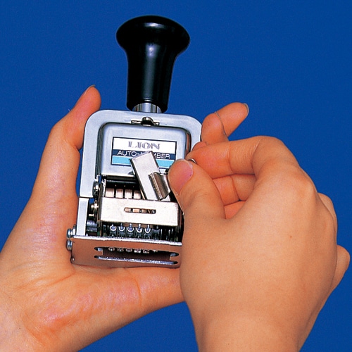 ライオン事務器　ナンバリング　C型　6桁7様式　E字体　C-71　1台（ご注文単位1台）【直送品】