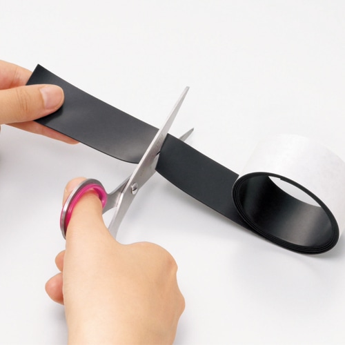 ライオン事務器 マグネット粘着テープ 幅20mm×長さ1m×厚さ0.7mm MT-21K 1巻(ご注文単位1巻)【直送品】