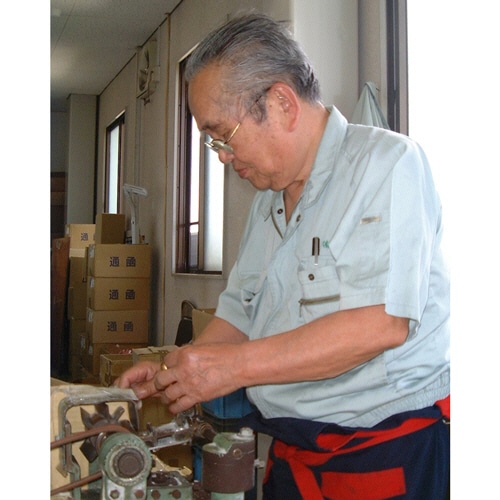 ライフレンジ 磨きやすい歯ブラシ 極(きわみ) 先細/ふつう LT-51 1本(ご注文単位1本)【直送品】