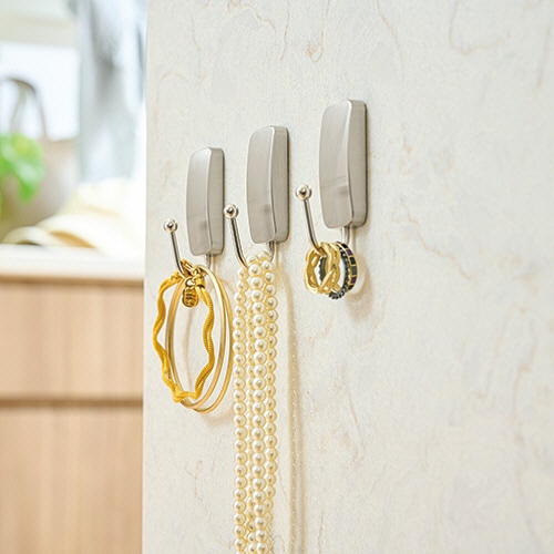 3M コマンドフック S ニッケルサテン フック2個+タブ4枚 17033SN-2JP /パック(ご注文単位1パック)【直送品】