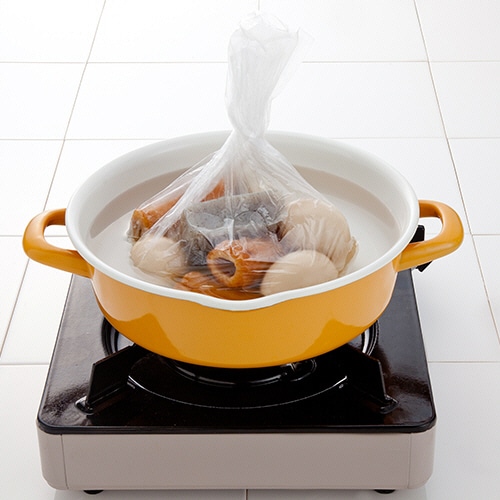 岩谷マテリアル アイラップ100 エンボス加工 マチ付き 約25×35cm 100枚/パック(ご注文単位1パック)【直送品】