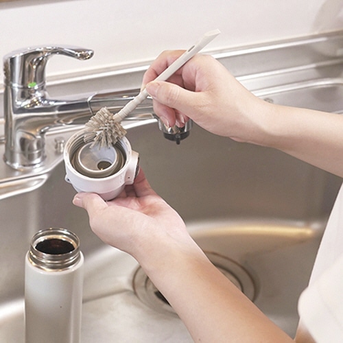 アズマ工業 くらしブラシ 3色組 3本:各色1本/パック(ご注文単位1パック)【直送品】