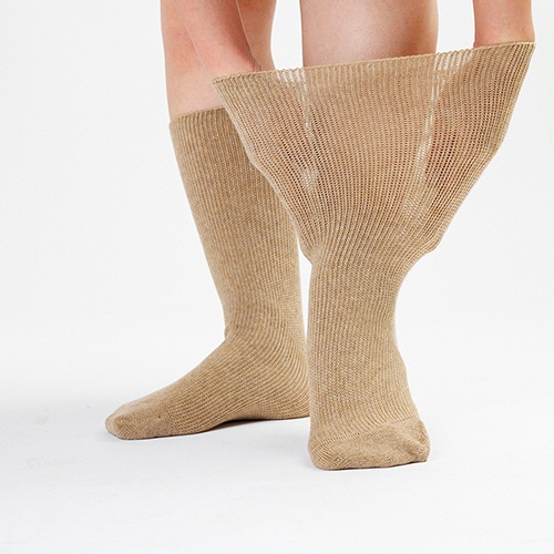徳武産業 あゆみが作った靴下のびのびII フリーサイズ ベージュ 4305-BE 1足（ご注文単位1足）【直送品】