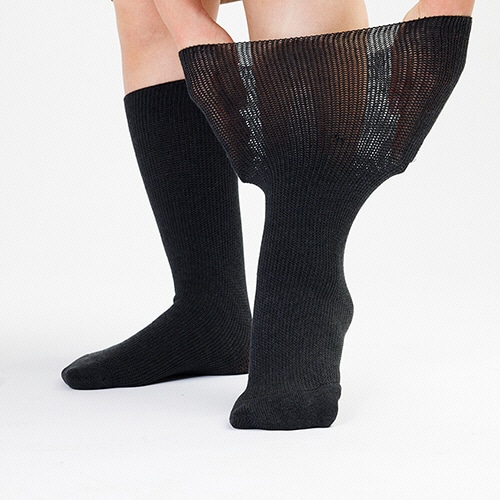 徳武産業 あゆみが作った靴下のびのびII フリーサイズ ブラック 4305-BK 1足(ご注文単位1足)【直送品】