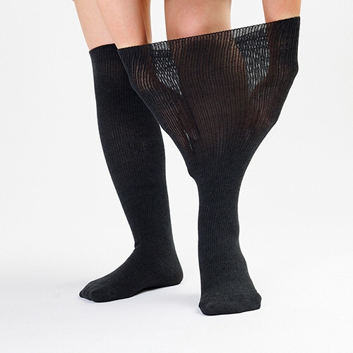 徳武産業 あゆみが作った靴下のびのびIIロング フリーサイズ ブラック 4306-BK 1足（ご注文単位1足）【直送品】