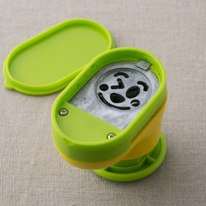 貝印 FG5187 お弁当応援! のりパンチ フェイス ベーシック 1個(ご注文単位10個)【直送品】