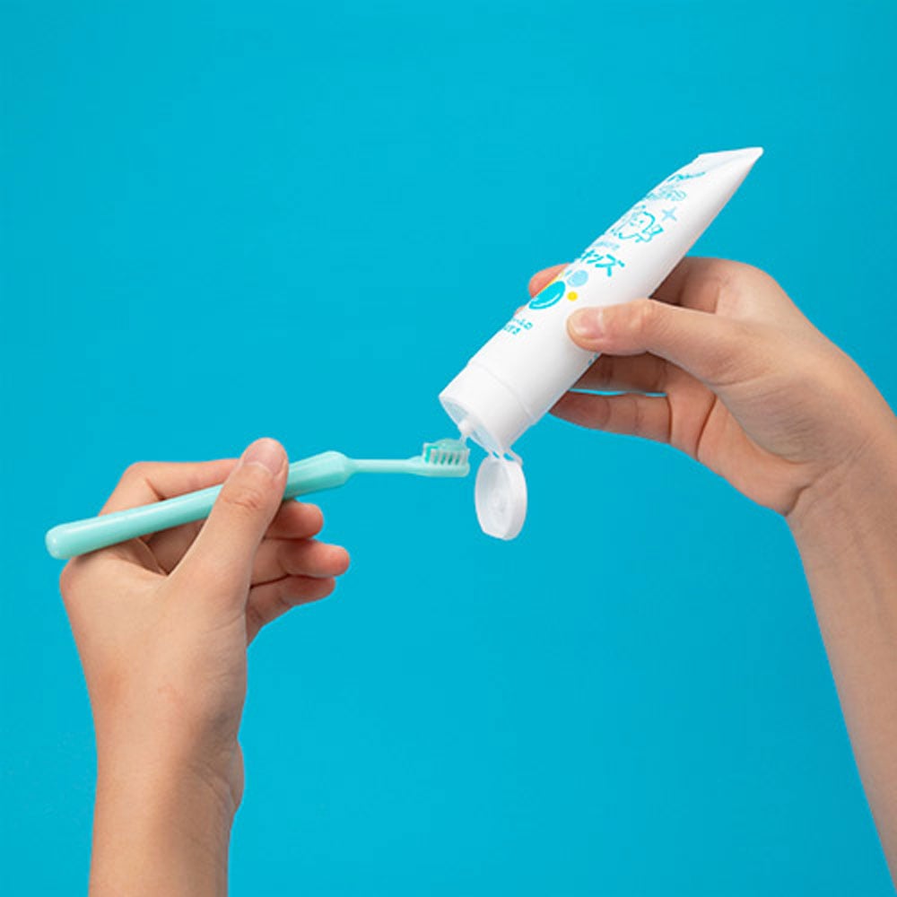 ピジョン 親子で乳歯ケア ジェル状歯みがき ぷちキッズ キシリトール 50g 1個(ご注文単位1個)【直送品】