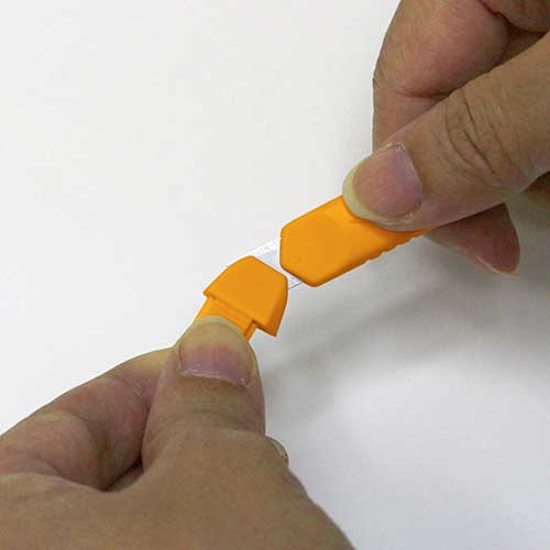 プラス カッターナイフ S CU-103 イエロー 1本(ご注文単位1本)【直送品】