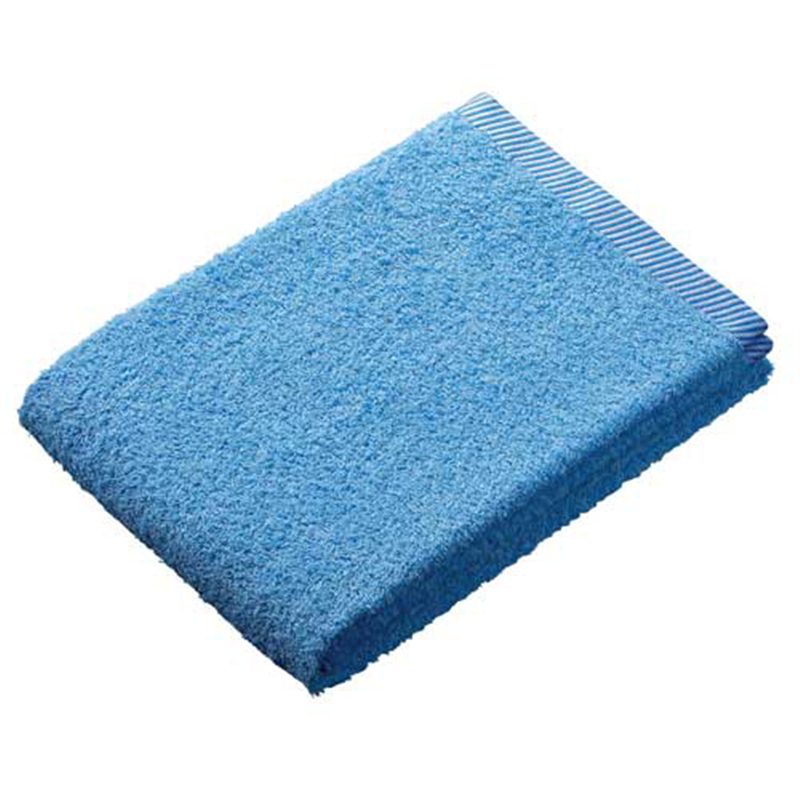 オーミケンシ ボーダー入バスタオル サックス 1個（ご注文単位1個）【直送品】