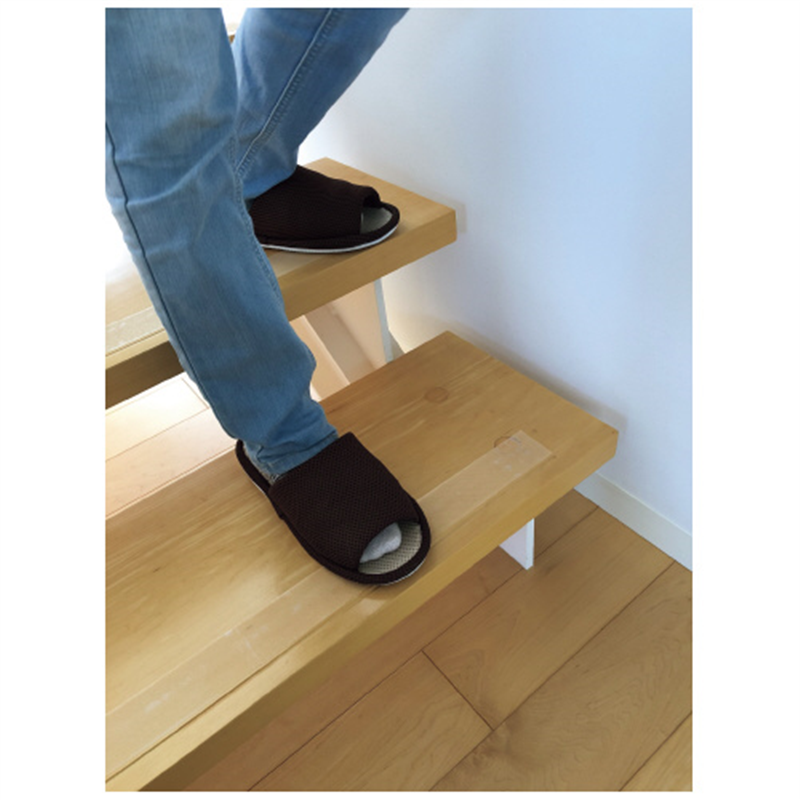 カーボーイ すべり止めテープザラザラクリア 50mmX5m 1個(ご注文単位1個)【直送品】