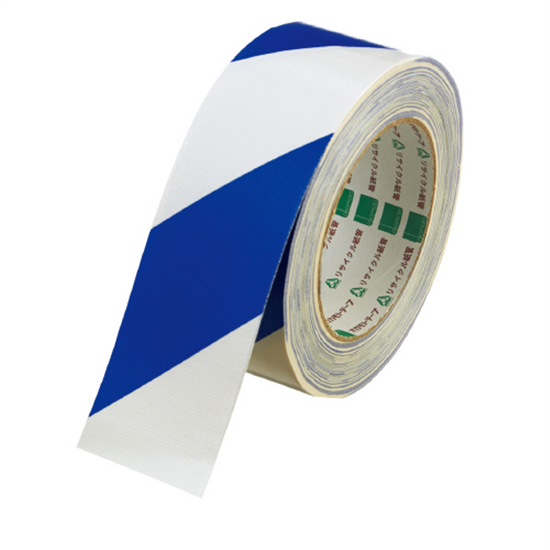 オカモト 布テープ トラNo.111 シロアオ 50mm×25m  1個（ご注文単位1個）【直送品】