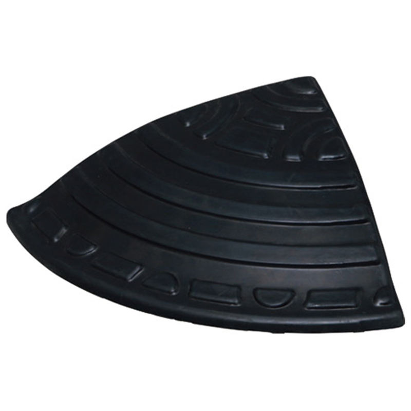 アイリスオーヤマ ゴム製段差プレートコーナー 9cm GDP-95C  1個（ご注文単位1個）【直送品】