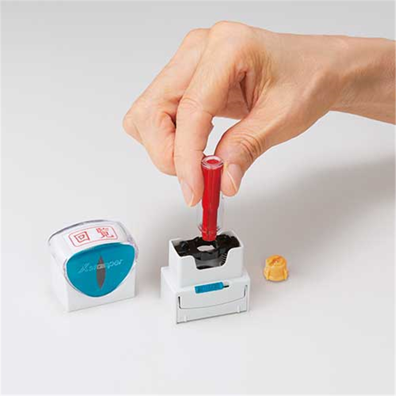 シヤチハタ 顔料系インキ直液式カートリッジ黒XLR-RC-K 1個(ご注文単位1個)【直送品】