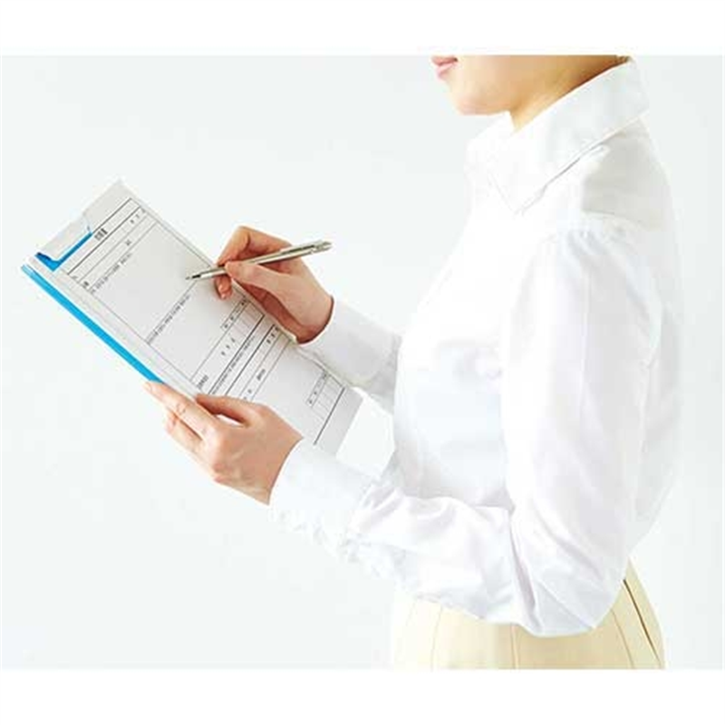 LIHIT LAB. クリップファイルA4 乳白 F-5067-1 1個(ご注文単位1個)【直送品】