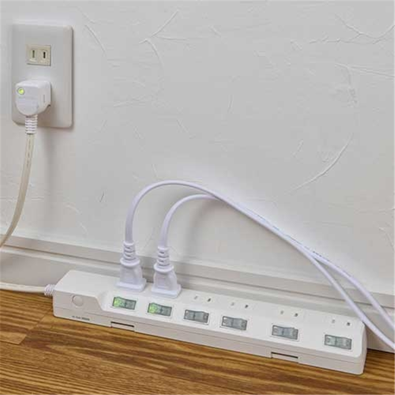 朝日電器 耐雷SW付タップ 6個口 3m WLK-63S(W) 1個(ご注文単位1個)【直送品】