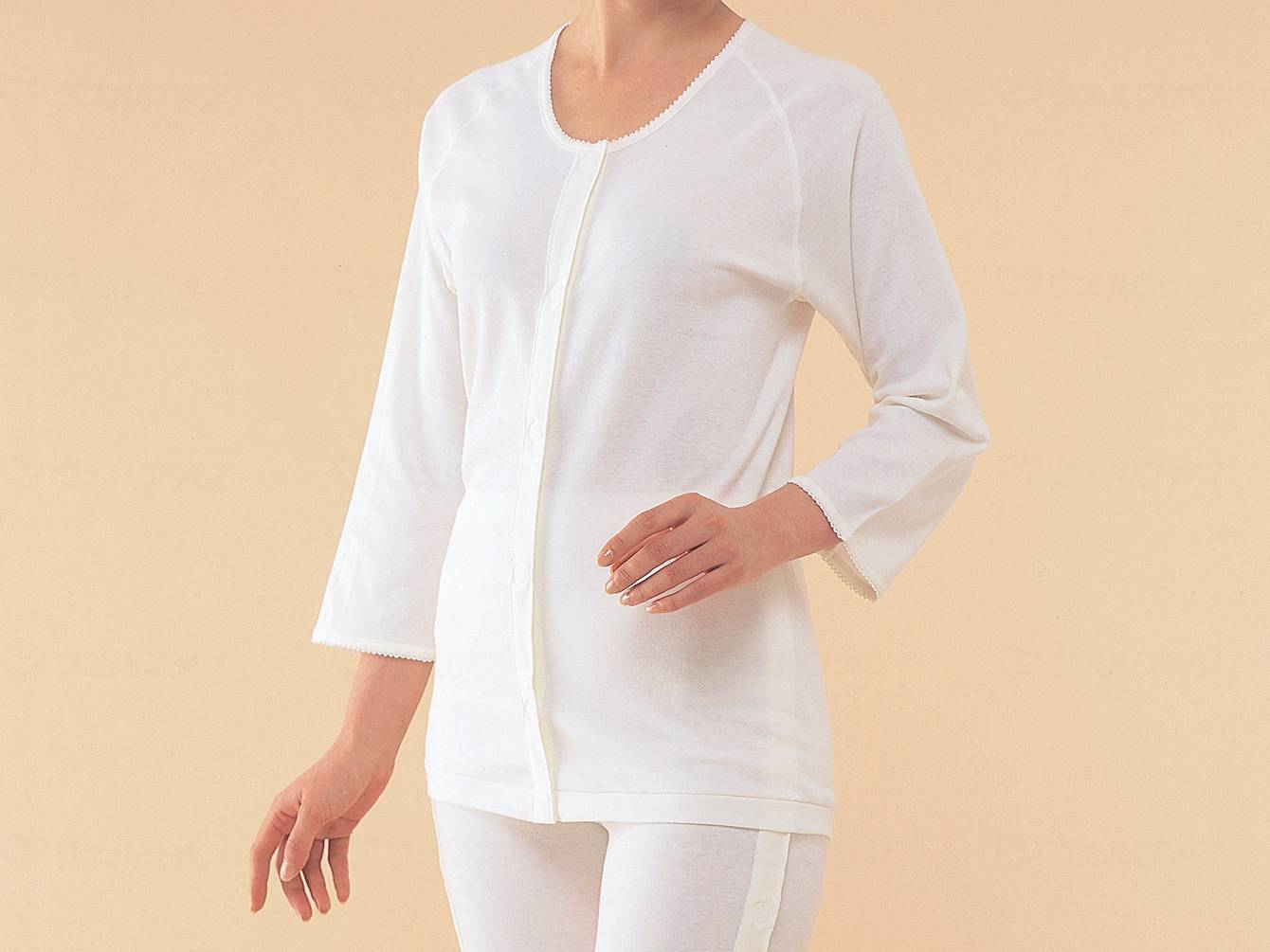 ウェルファン エジプト綿 前開き7分袖 婦人用/オフホワイト/M 1個（ご注文単位1個）【直送品】