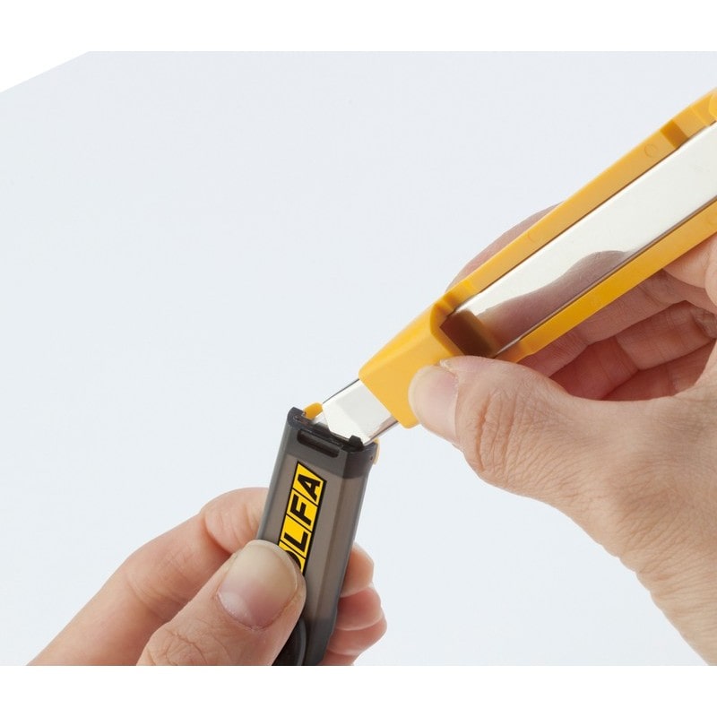 オルファ 415152 カッター 208B DA‐1 1個(ご注文単位1個)【直送品】