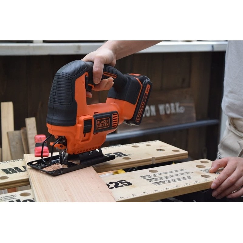 ブラック&デッカー 3190018 B&D コードレスオービタルジグソー 本体のみ BDCJS18B-JP 1個(ご注文単位1個)【直送品】