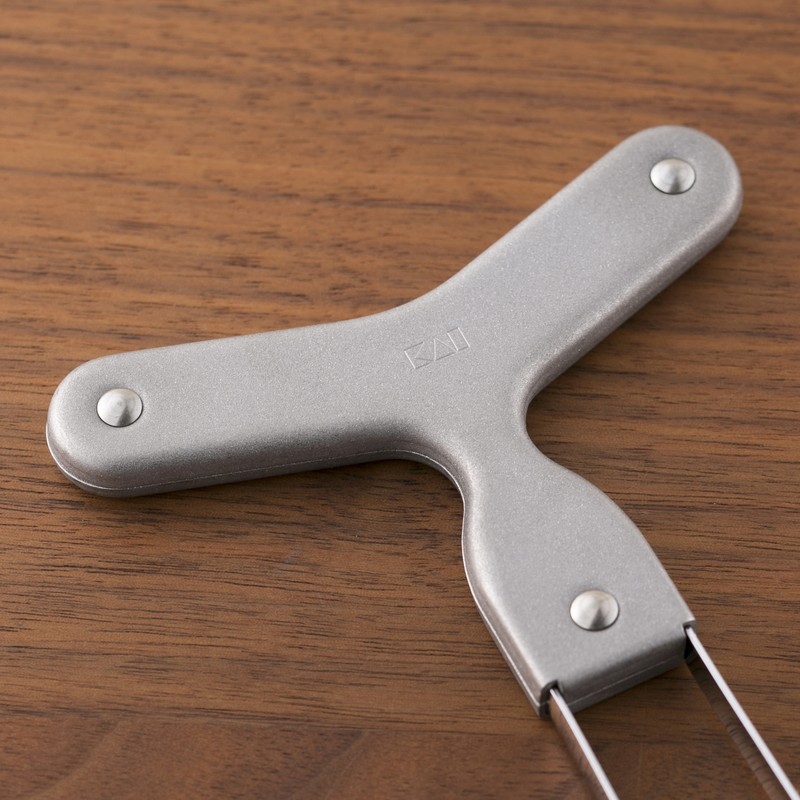 貝印 2041339 KK コルクがキレイに抜けるワインオープナー DH8227 1個(ご注文単位1個)【直送品】